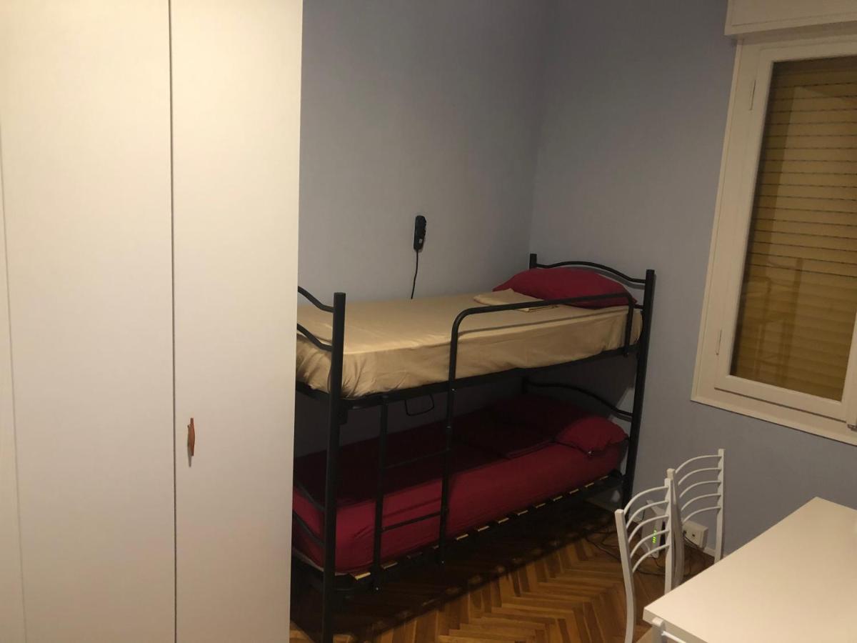 Caf Immobiliare Hotel Modena Kültér fotó